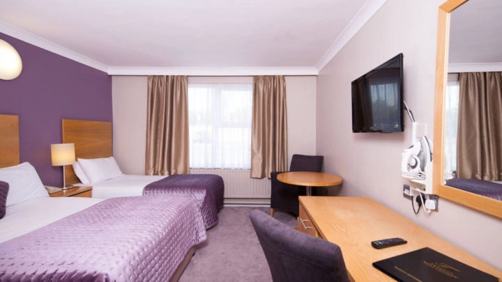 treacys-west-county-room-purple-01