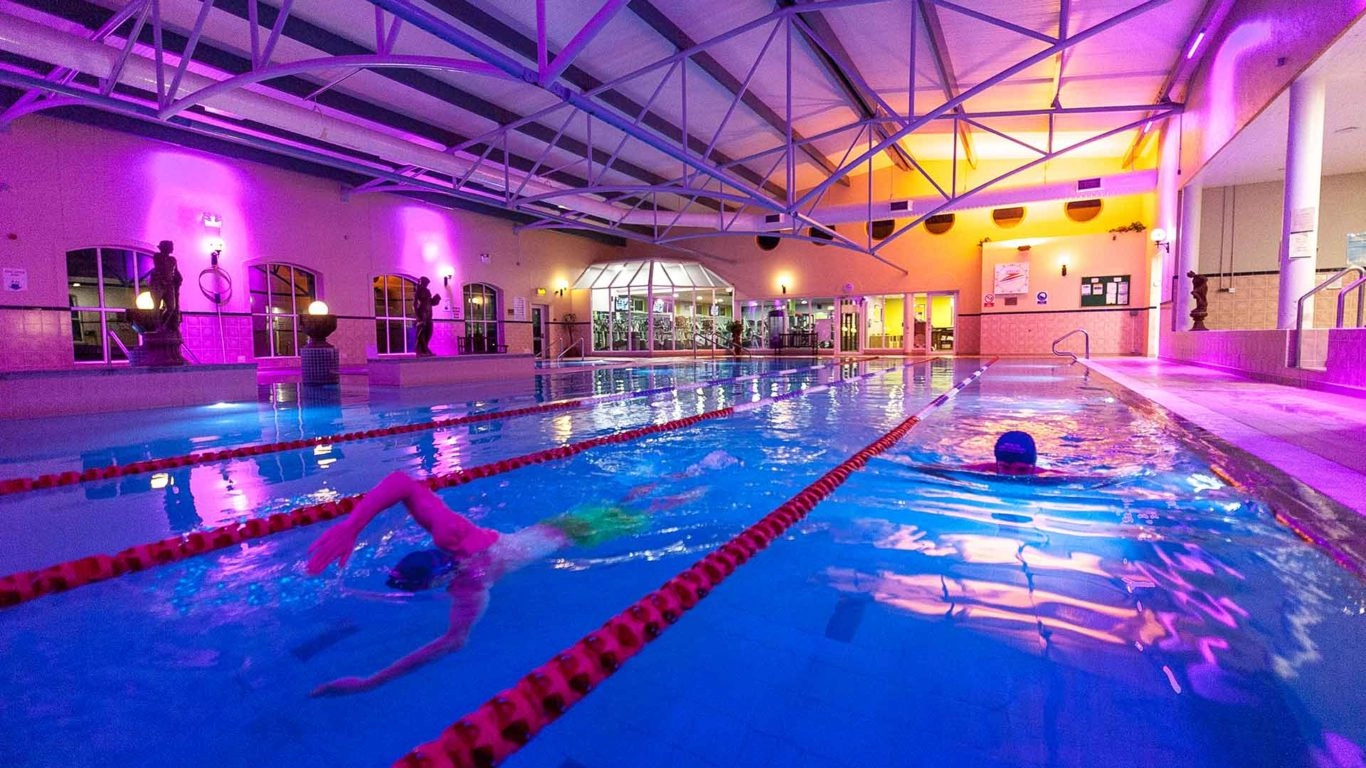 treacys-west-county-swimming-pool-action-shot